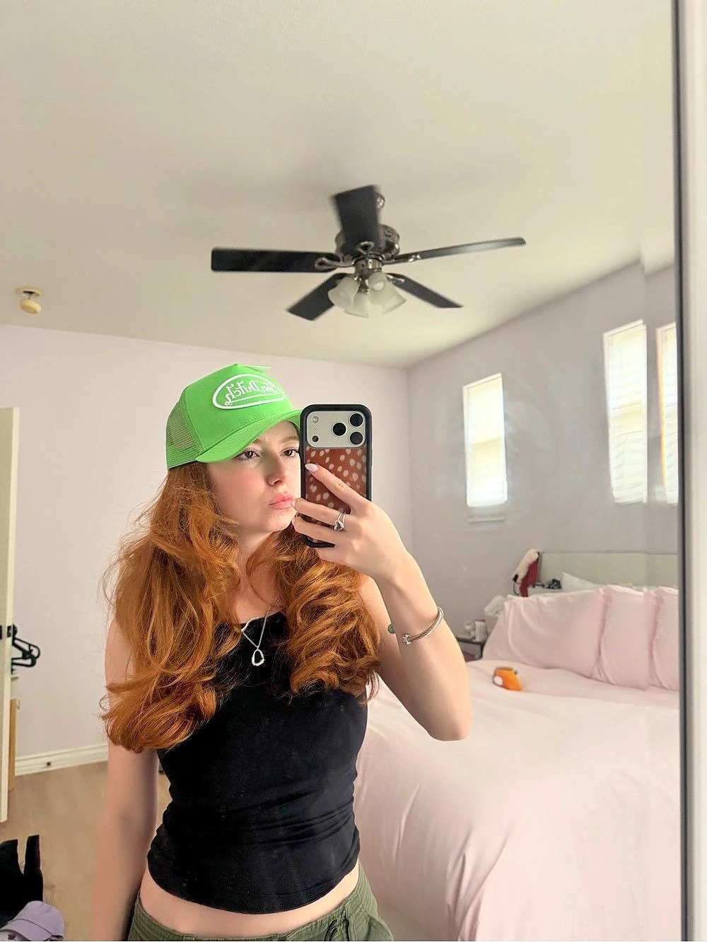 Von Dutch Velvet Trucker Hat Green